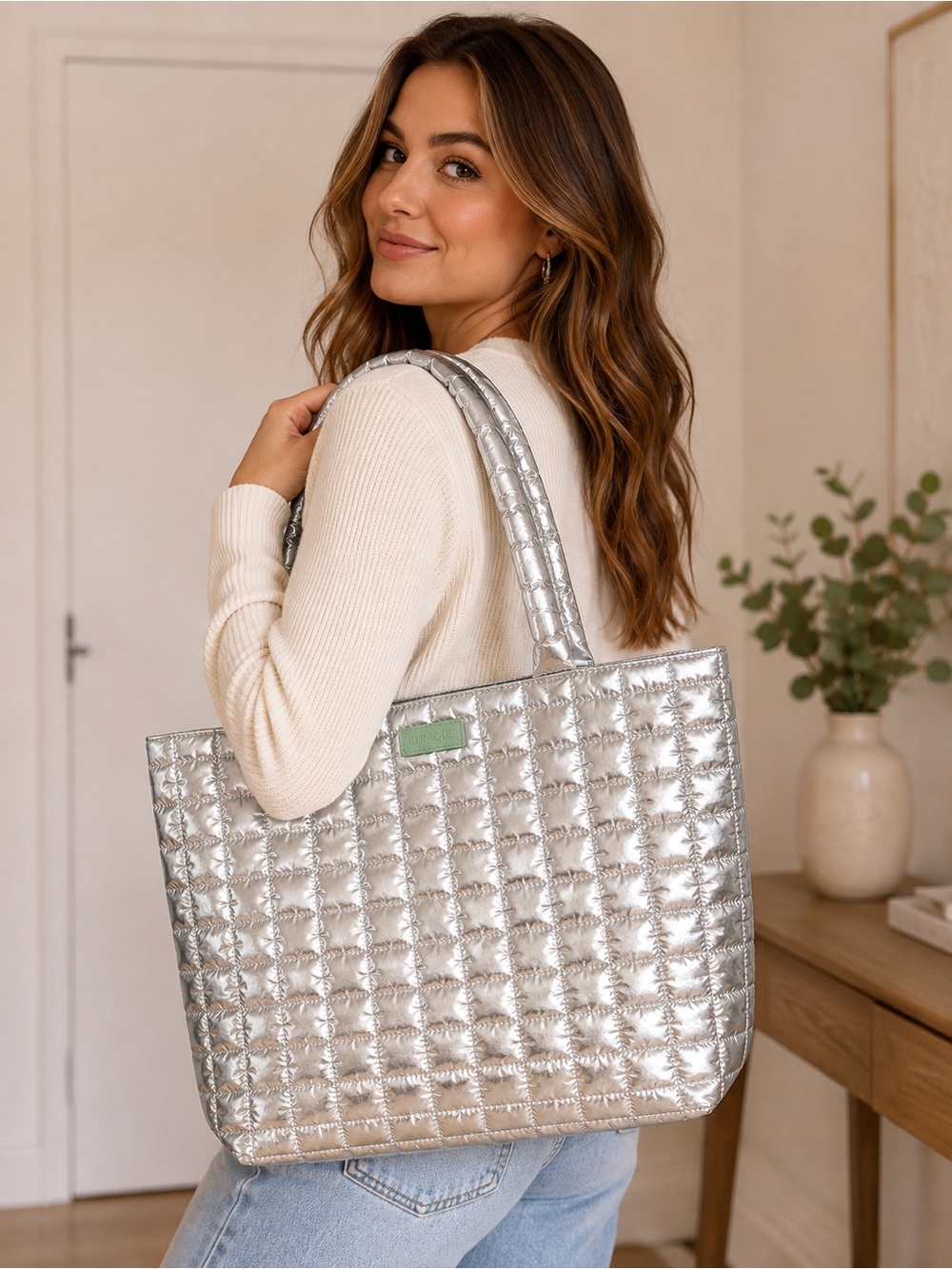 CLINIQUE Metallic Silver Quilted Puffer Tote Bag Mint Green Lining